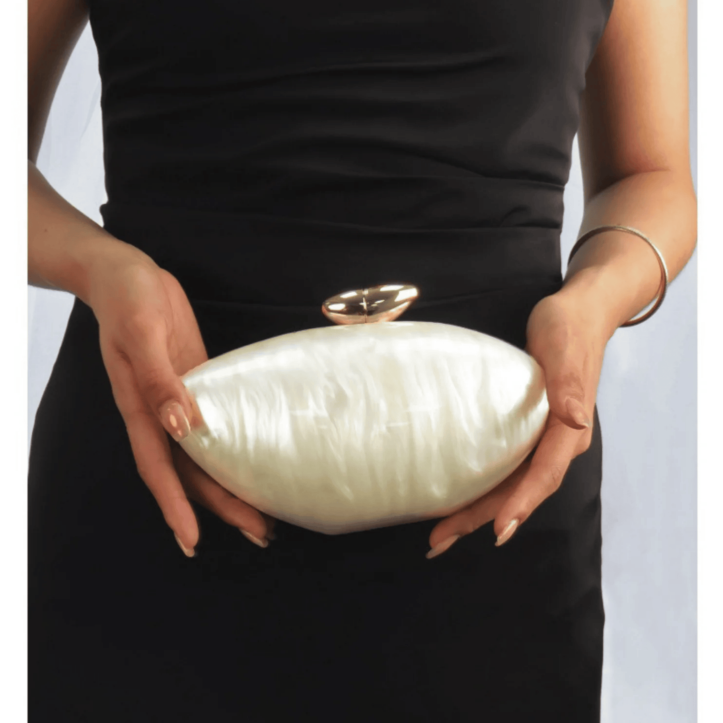 PearlPebble™ Akrilik Gece Çantası – Işıltılı & Heykelsi Tasarım