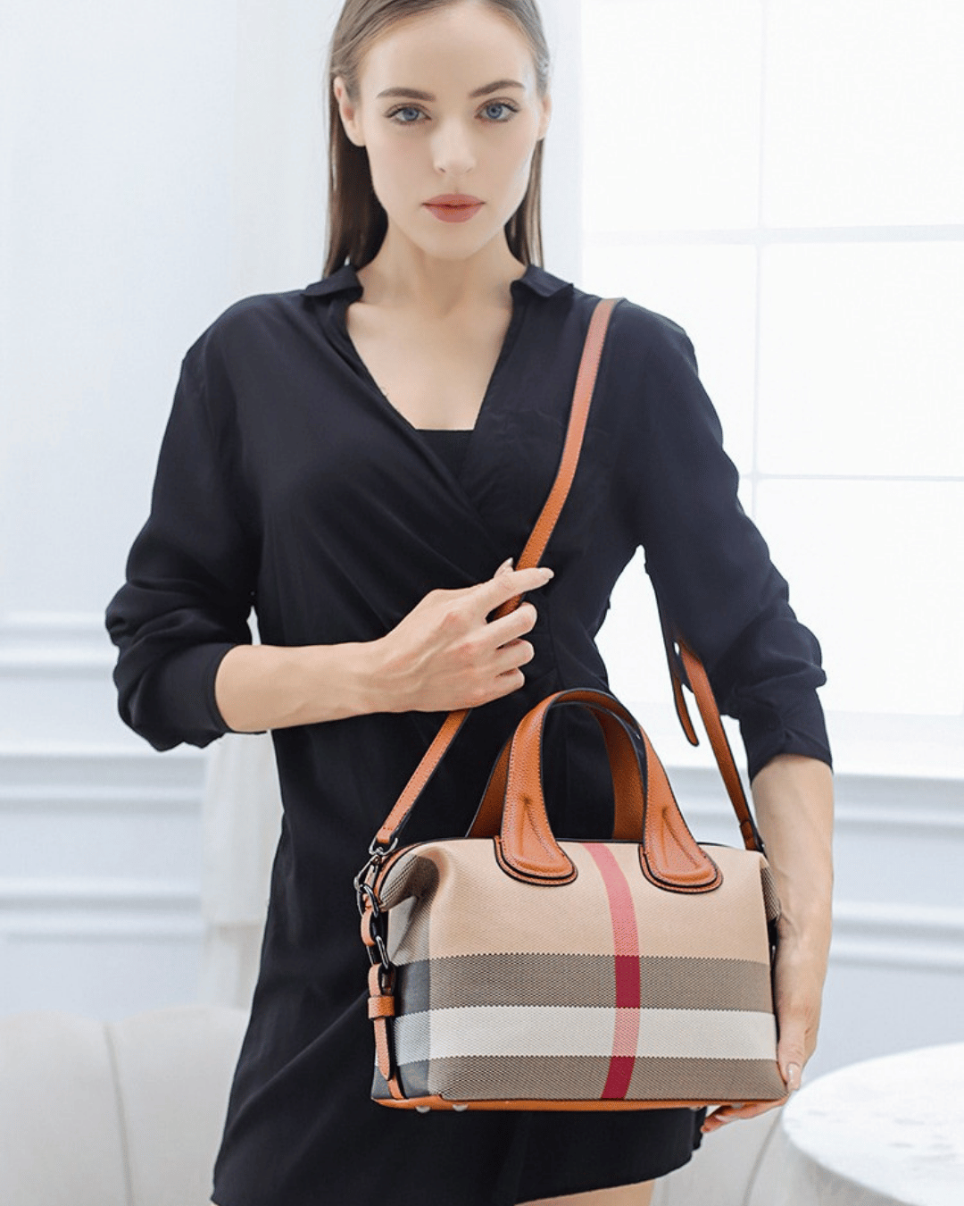 Ekose Desenli Tuval & Deri El Çantası | Şık ve Çok Yönlü Tasarım